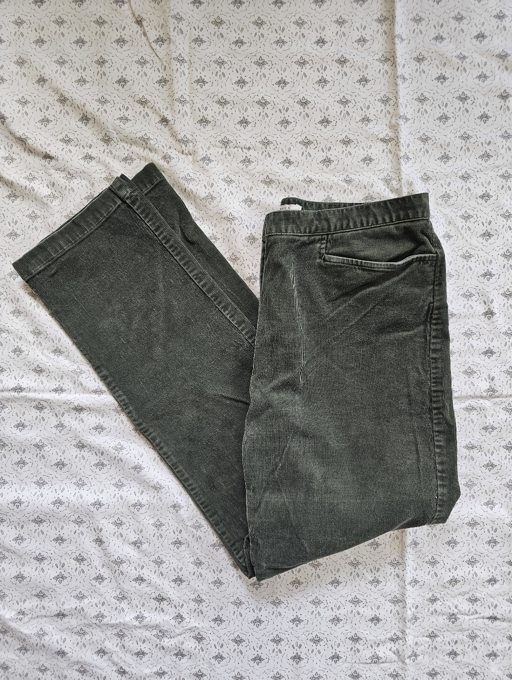 Jones Sport Vintage Corduroy Pants